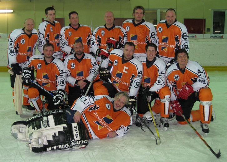 Zum Vergrößern auf das Bild klicken! team_08_09